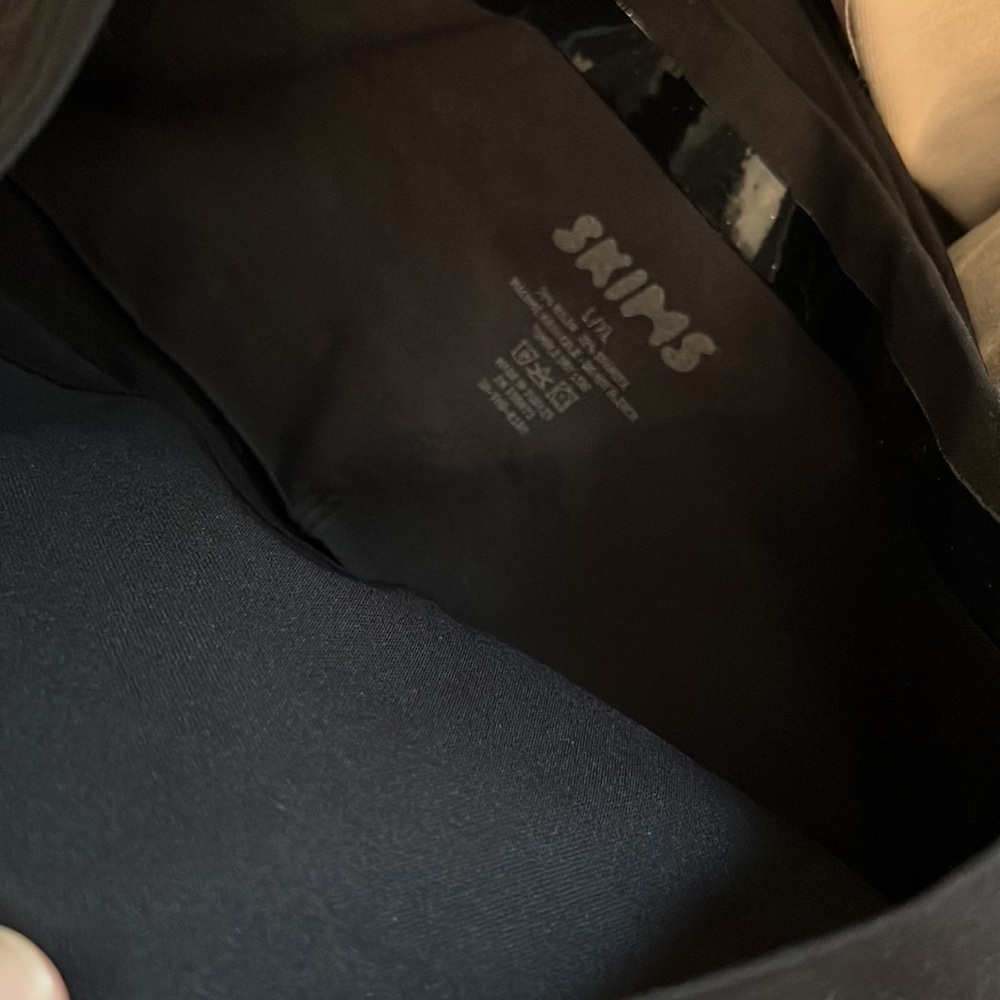SKIMS Core Control Thong onyx - Picture 8 of 8